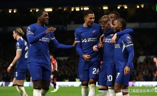 科比·怀特因小腿伤势缺席公牛对阵火箭比赛，延续伤病困扰