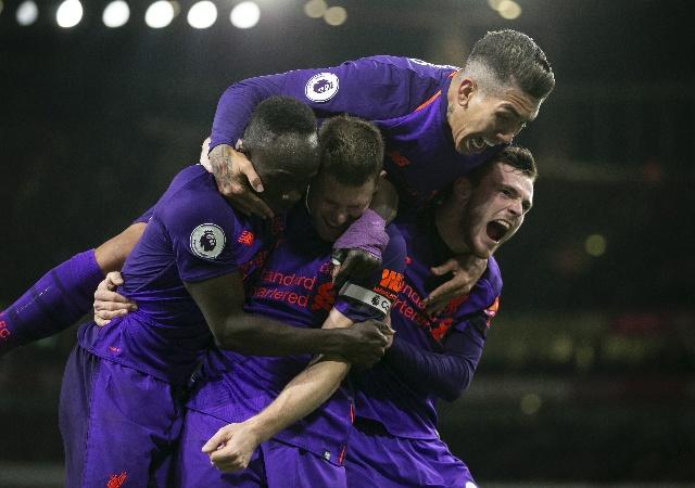 19投10中！詹姆斯狂砍30+8+8，赢得球权之争，比东契奇更稳健