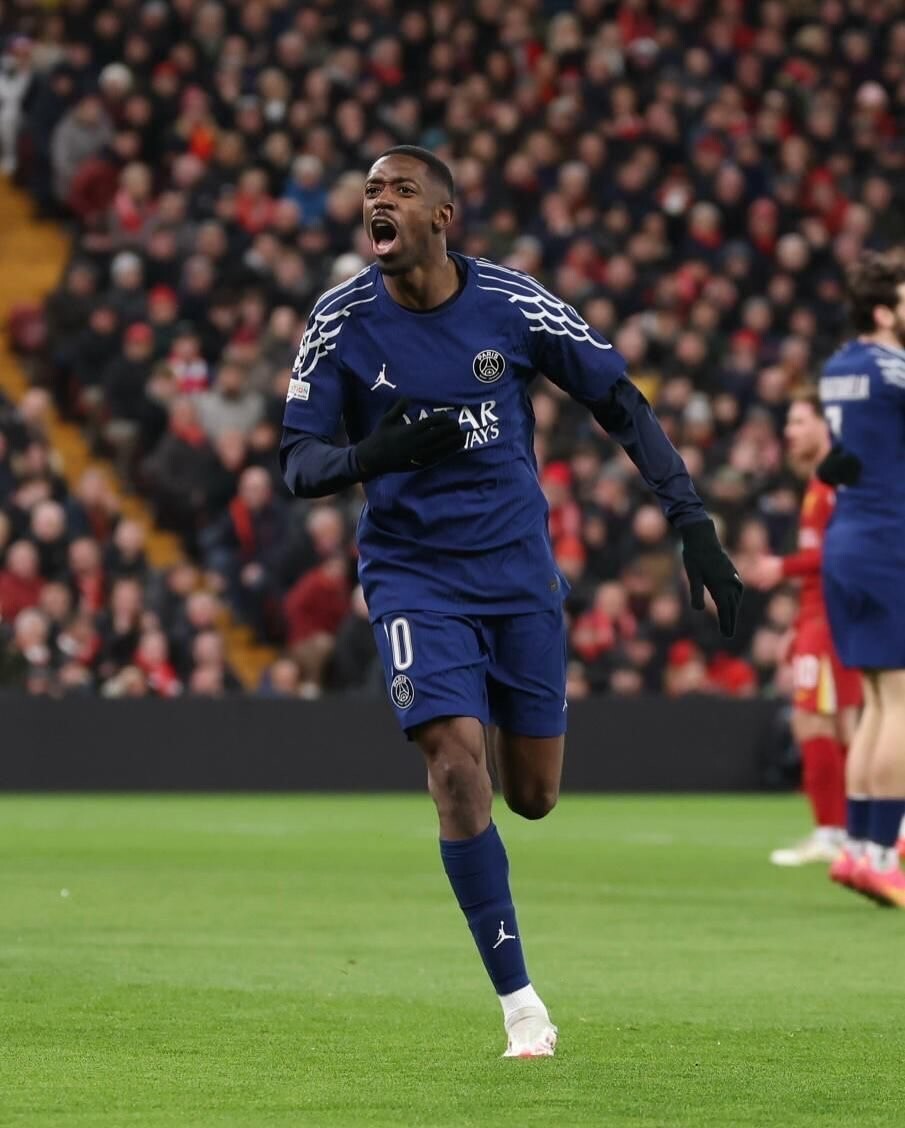 法国23岁＂天选＂国脚一脸憨笑!感谢中国球迷熬夜支持