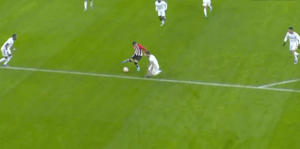 最被媒体低估和忽视的国际米兰新后防磐石——瑞士军刀阿坎吉