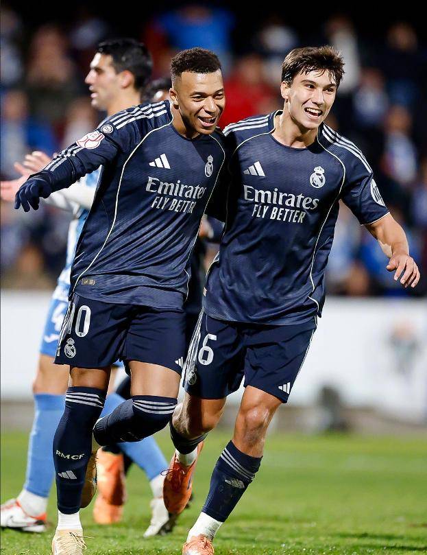 凯尔特人瞄准独行侠内线丹尼尔-加福德，能否真正提升前场深度？